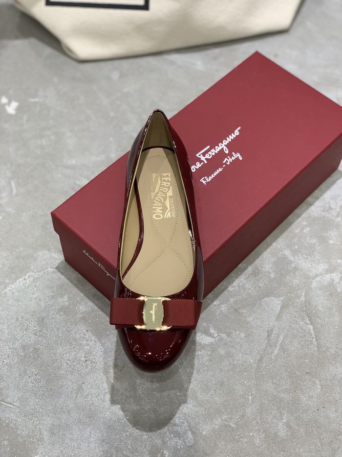 Ferragamo Shoes FMS00036