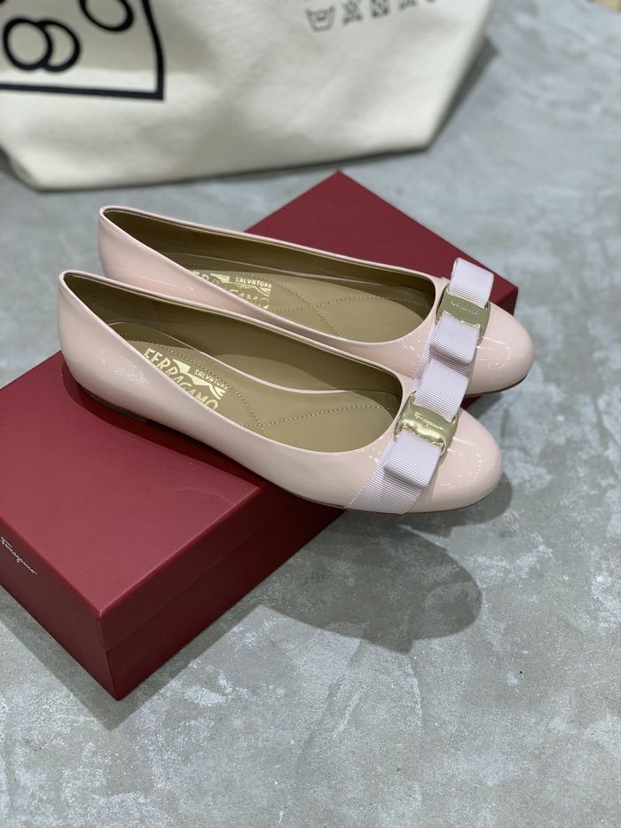 Ferragamo Shoes FMS00039