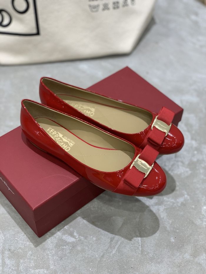 Ferragamo Shoes FMS00040