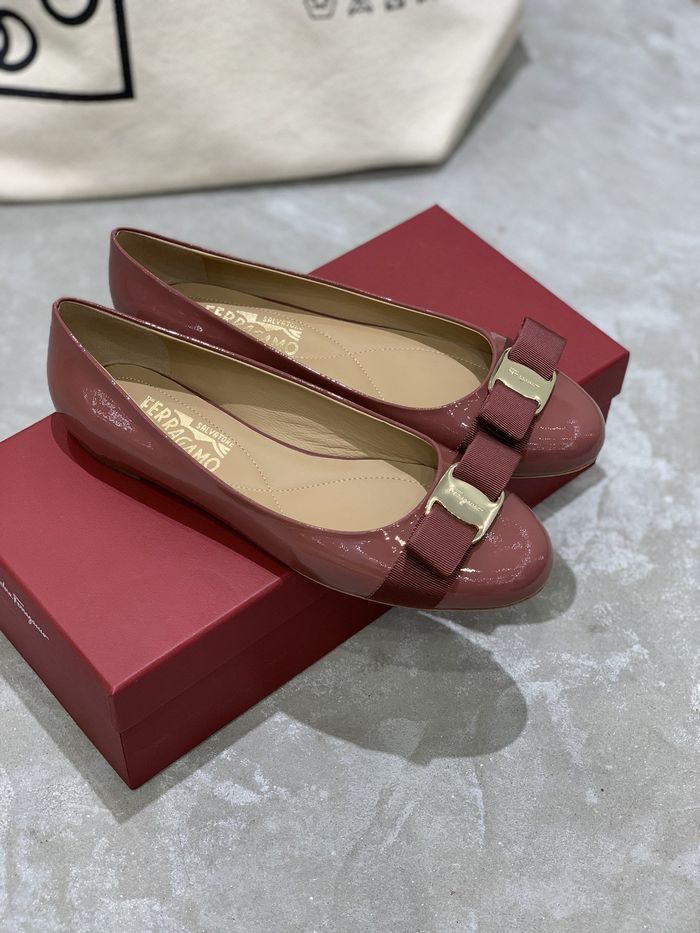 Ferragamo Shoes FMS00041