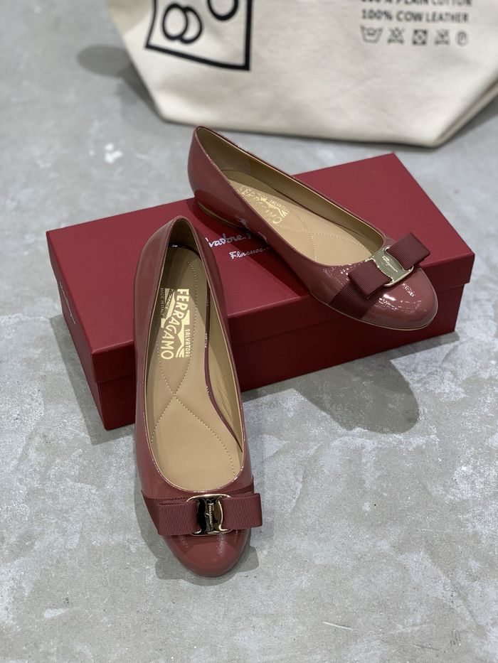 Ferragamo Shoes FMS00041