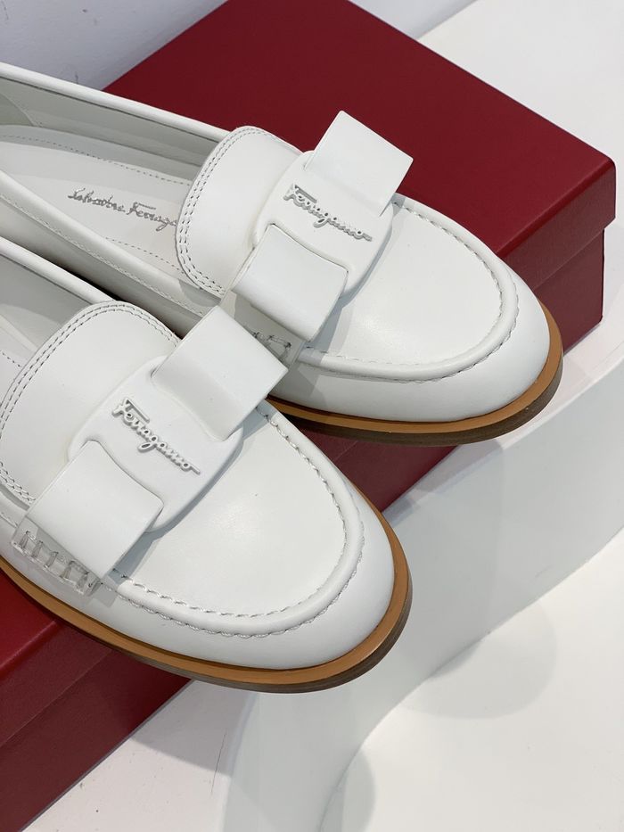 Ferragamo Shoes FMS00042