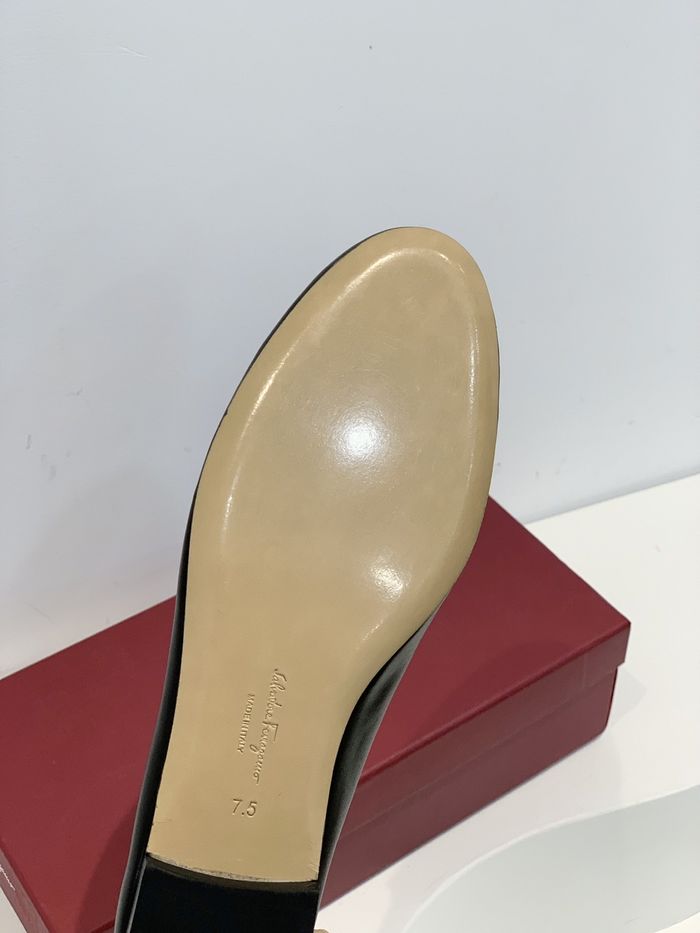 Ferragamo Shoes FMS00048