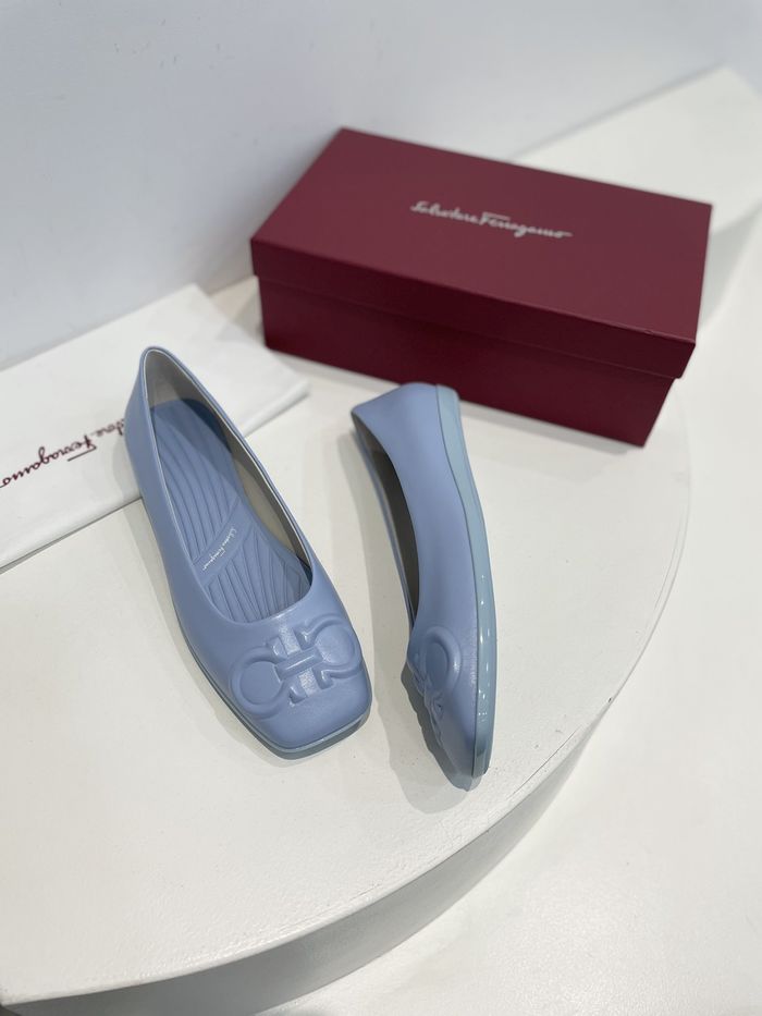 Ferragamo Shoes FMS00054