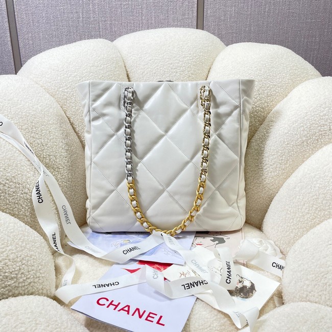 CHANEL 19 SHOPPING BAG AS3519 white