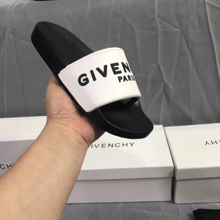 Givenchy Couple Shoes GHS00003