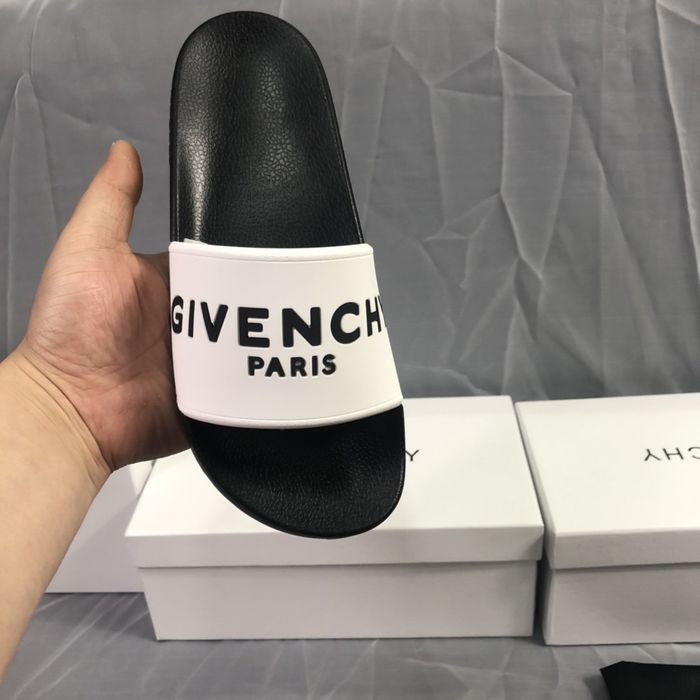 Givenchy Couple Shoes GHS00003