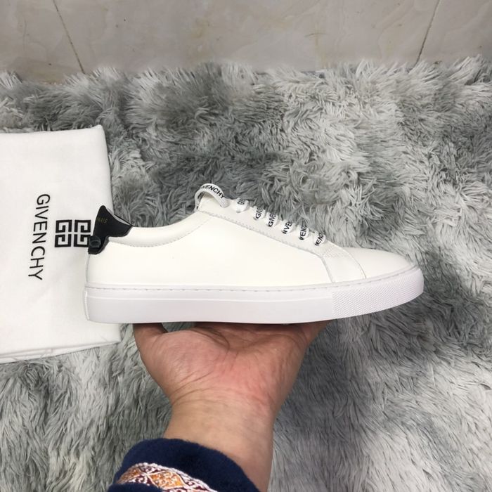 Givenchy Couple Shoes GHS00017