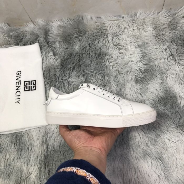 Givenchy Couple Shoes GHS00018