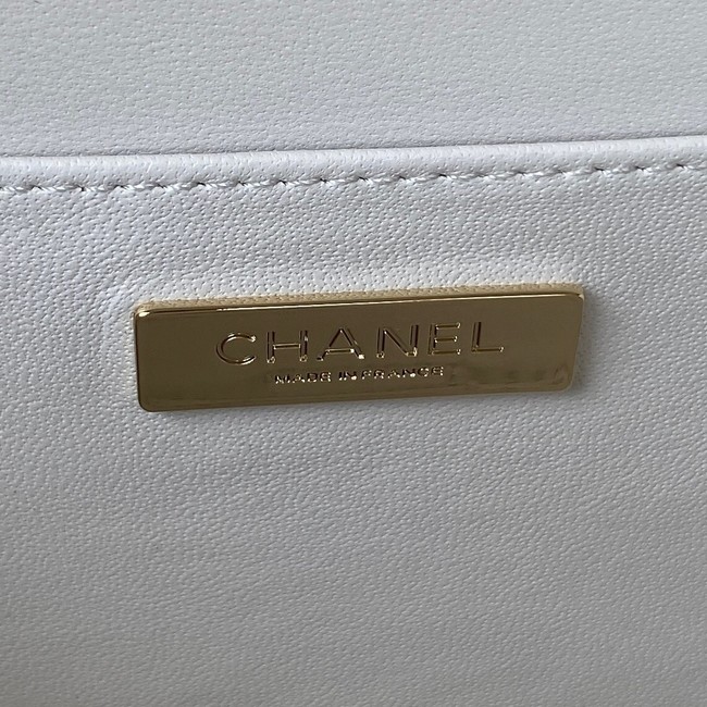 Chanel VANITY CASE AS3345 WHITE