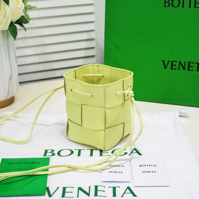 Bottega Veneta Mini intreccio leather crossbody bucket bag 680217 Glittering green