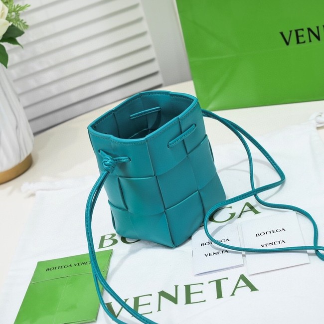 Bottega Veneta Mini intreccio leather crossbody bucket bag 680217 sky blue