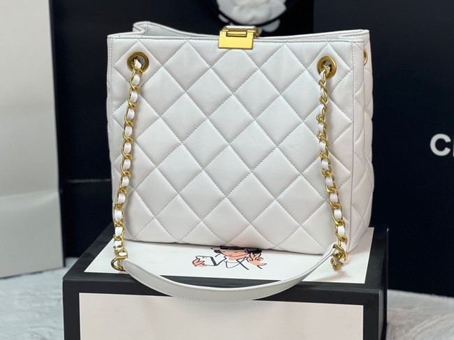 Chanel SMALL SHOPPING BAG AS3477 white