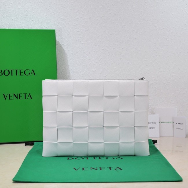 Bottega Veneta Pouch 651409 white