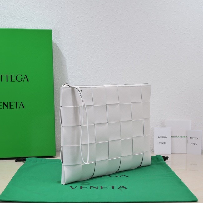 Bottega Veneta Pouch 651409 white