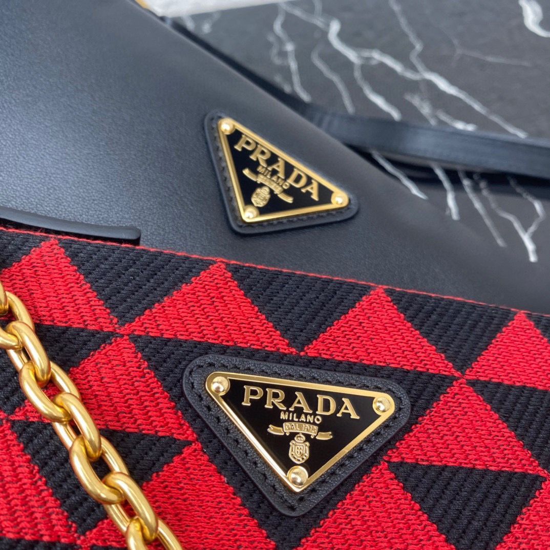 Prada Original Leather Bag 1BC176 Red