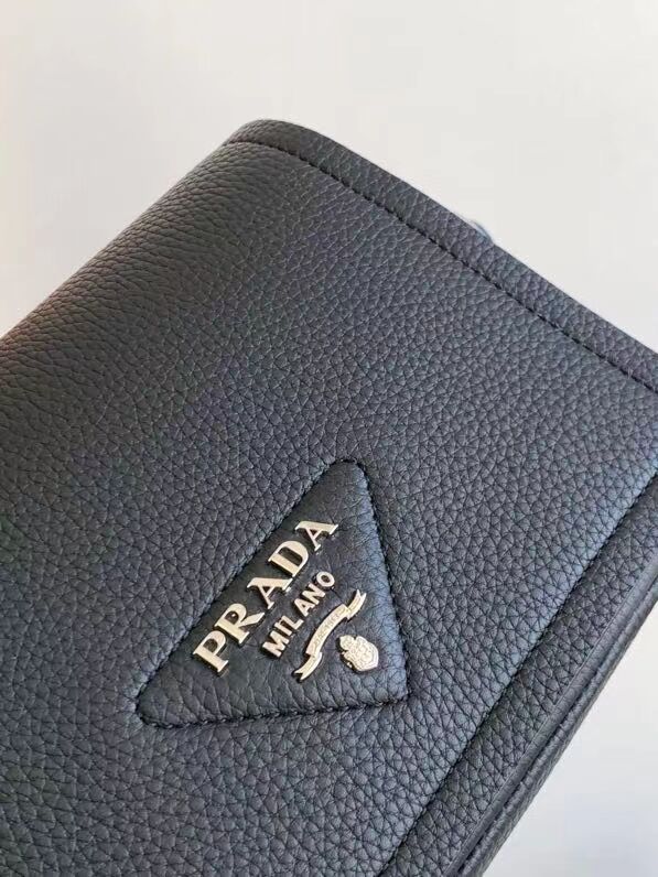 Prada Leather bag with shoulder strap 1DB443 black