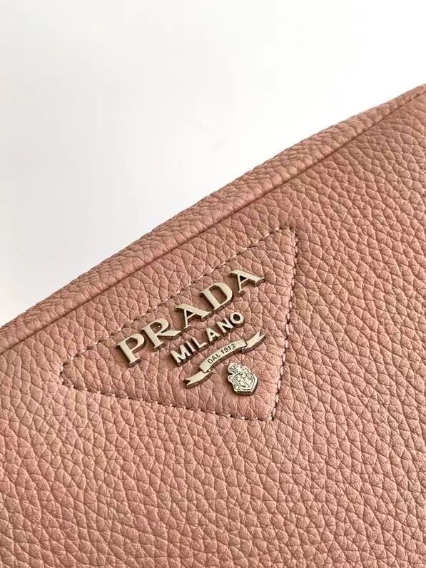 Prada Leather bag with shoulder strap 1DB820 pink