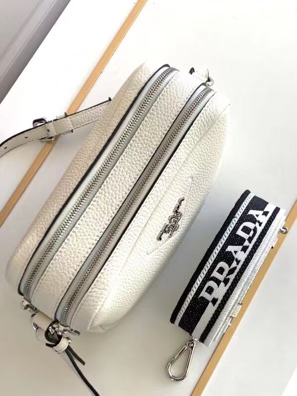 Prada Leather bag with shoulder strap 1DB820 white