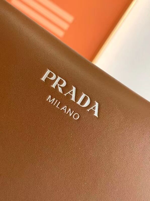 Prada Small leather Prada Supernova handbag 1BA368 caramel