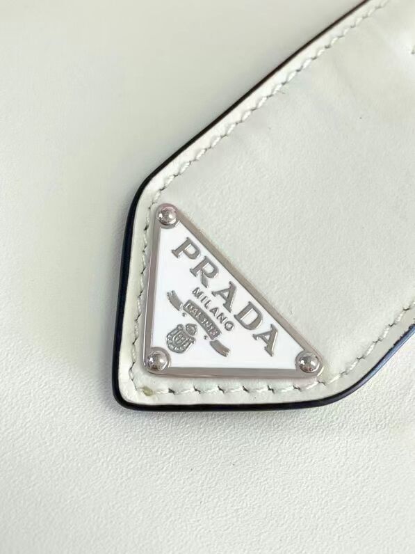 Prada leather tote bag 1BD663 white