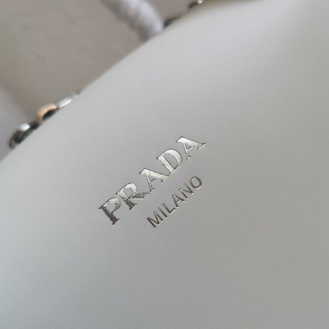 Prada leather Supernova handbag 1BD665 white