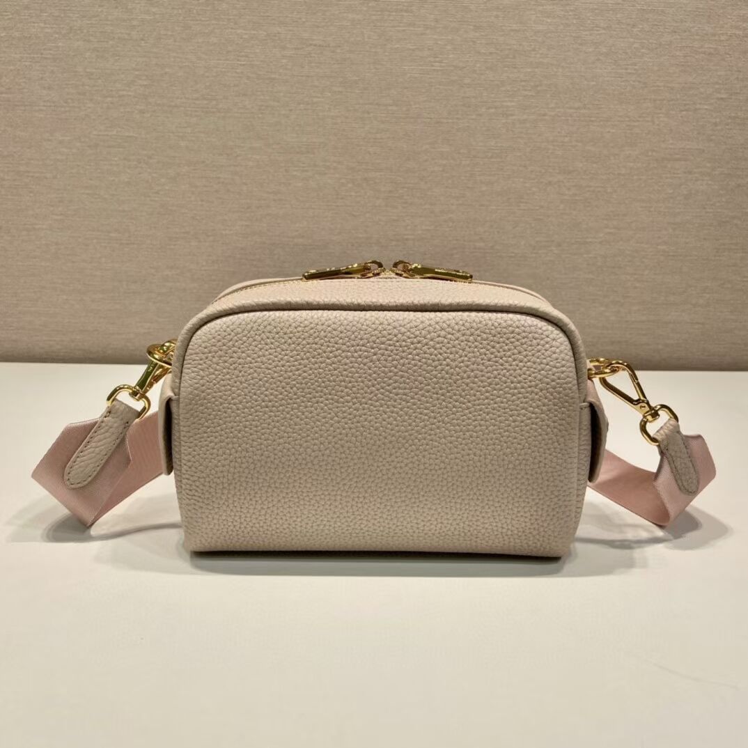 Prada Leather bag with shoulder strap 1DH781 light pink