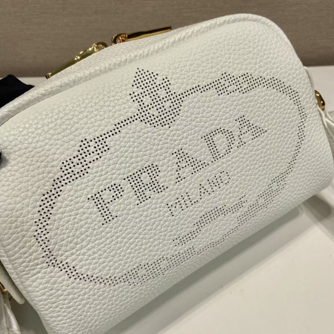 Prada Leather bag with shoulder strap 1DH781 white