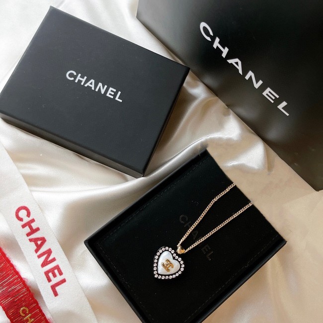 Chanel Necklace CE9092