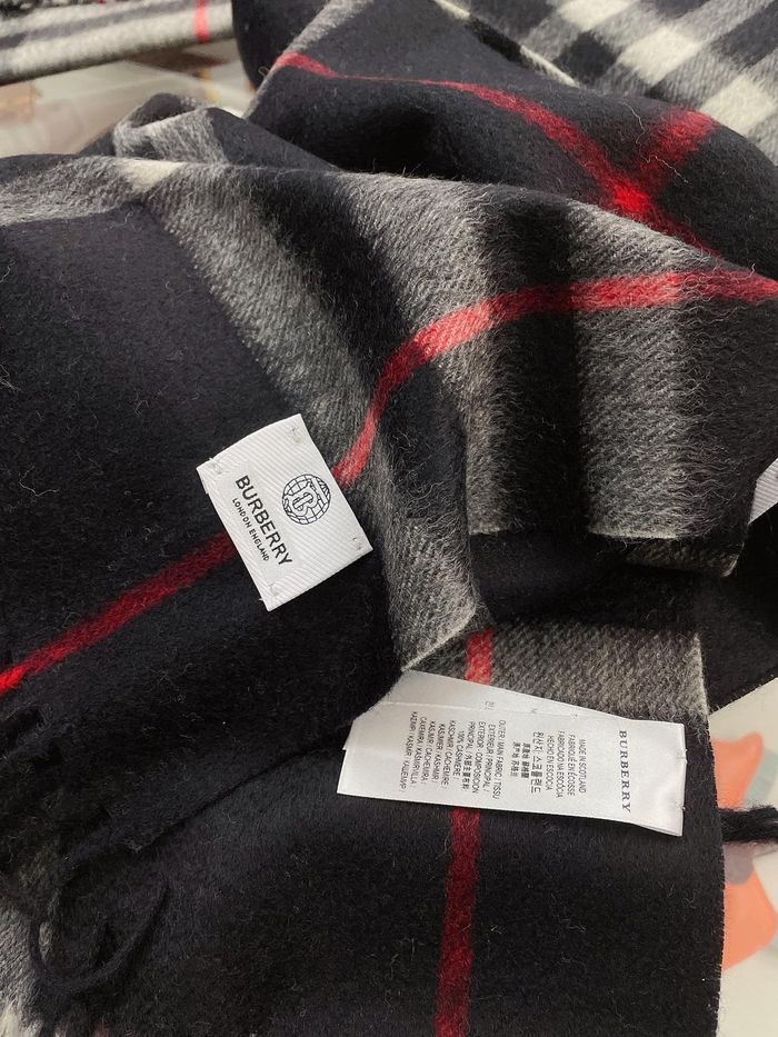 Burberry Scarf BBC00009