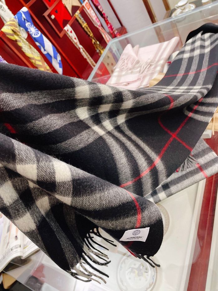 Burberry Scarf BBC00009