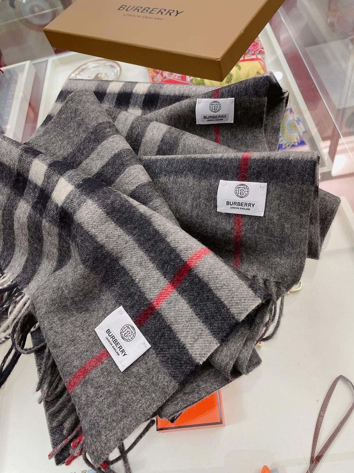 Burberry Scarf BBC00010