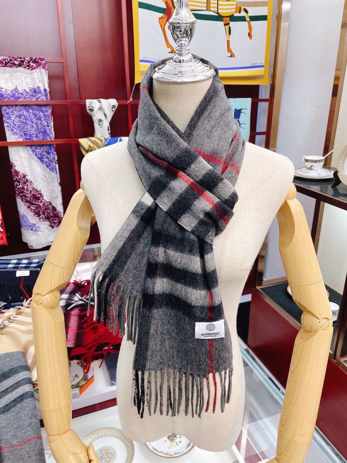 Burberry Scarf BBC00010