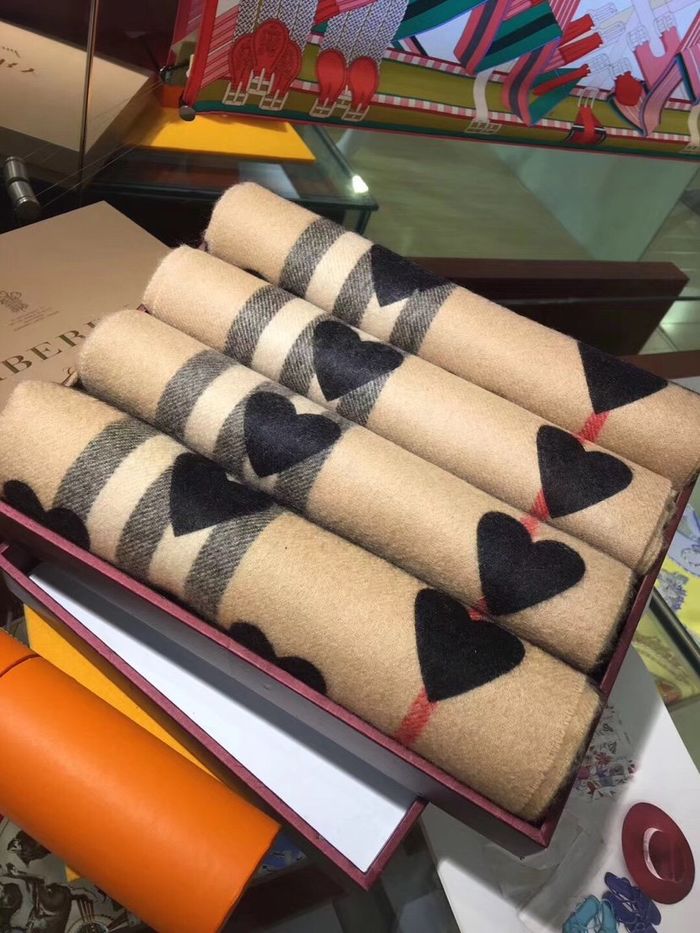 Burberry Scarf BBC00019