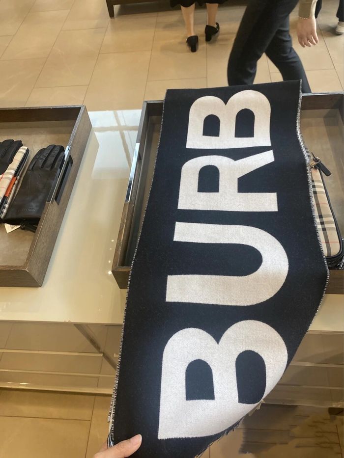 Burberry Scarf BBC00027