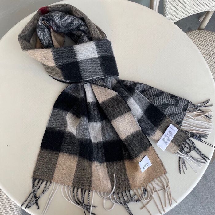 Burberry Scarf BBC00029