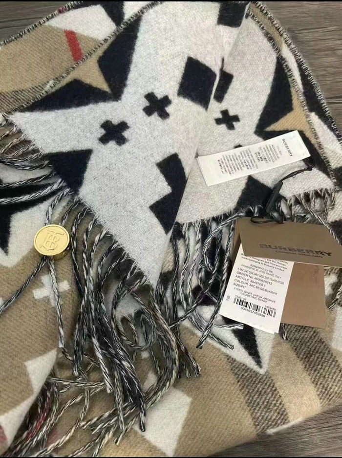 Burberry Scarf BBC00032