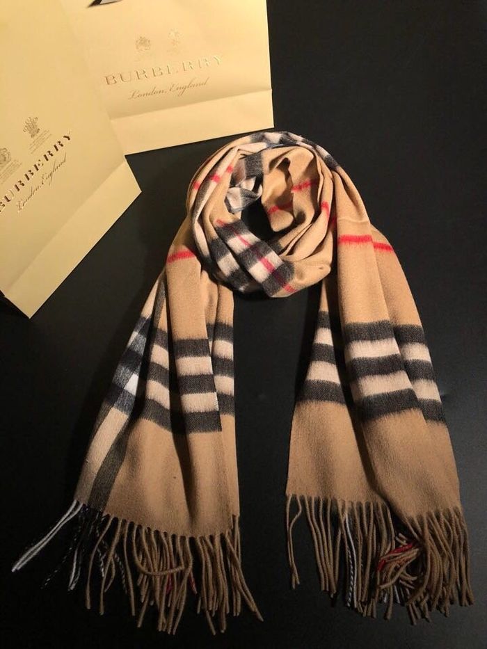 Burberry Scarf BBC00039