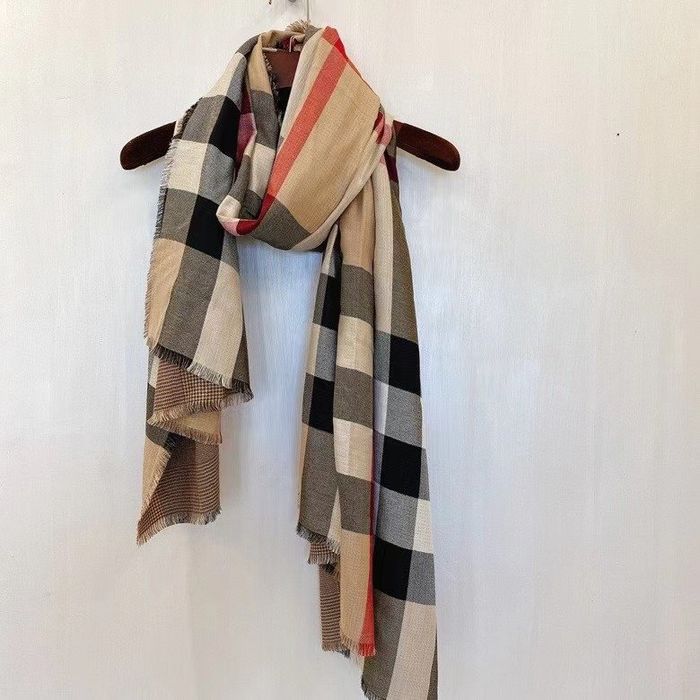 Burberry Scarf BBC00044