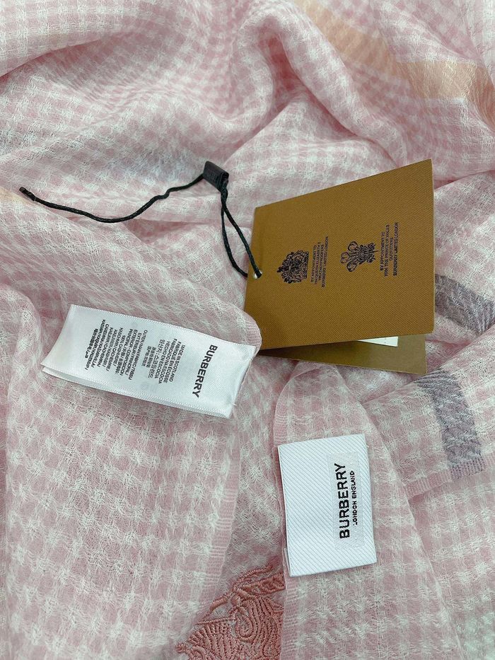 Burberry Scarf BBC00073