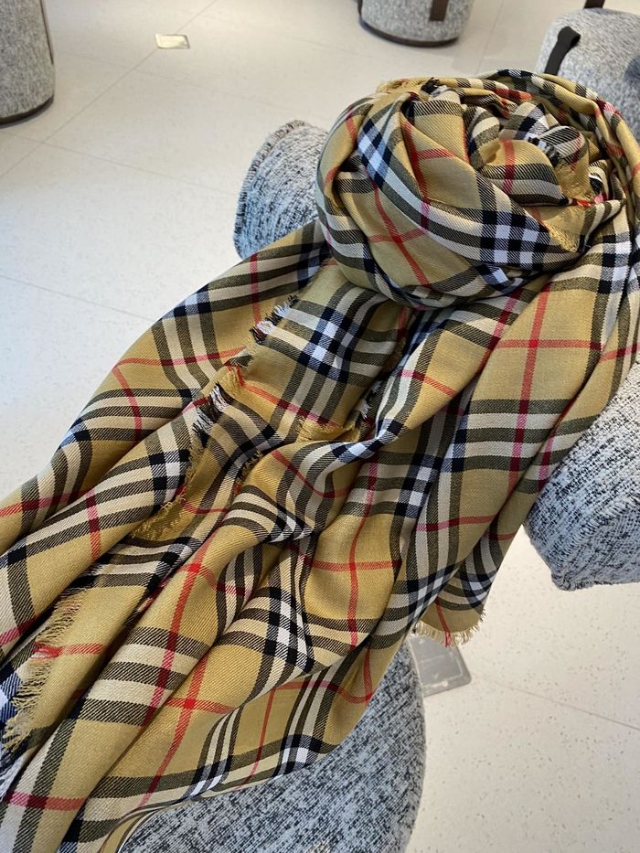 Burberry Scarf BBC00084