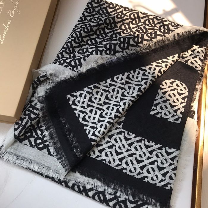 Burberry Scarf BBC00089