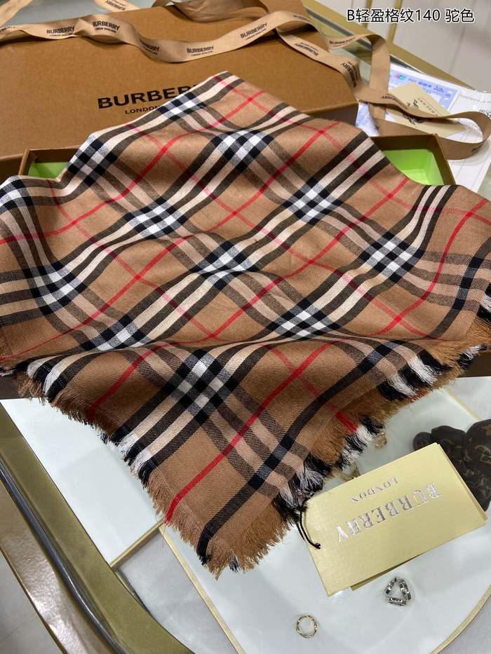 Burberry Scarf BBC00106