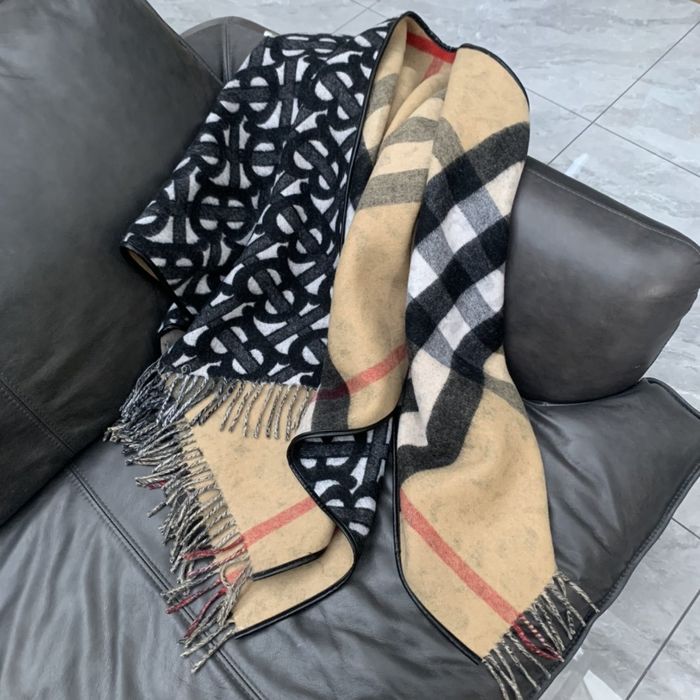 Burberry Scarf BBC00115