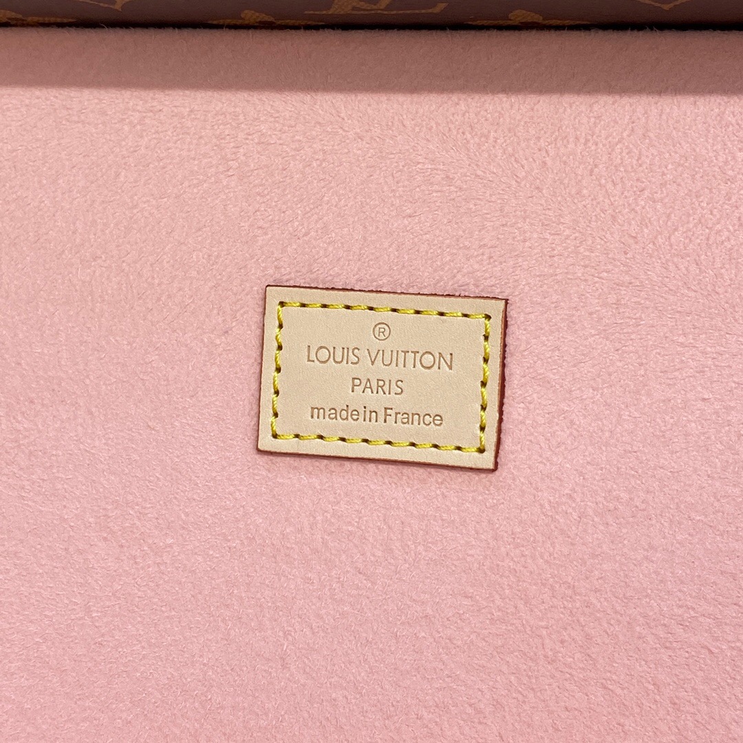Louis Vuitton NICE JEWELRY CASE M20292 pink