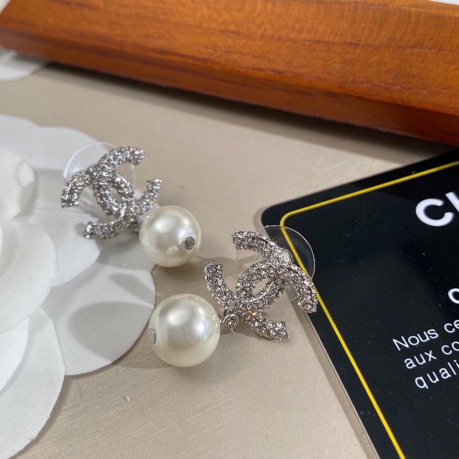 Chanel Earrings CE9204