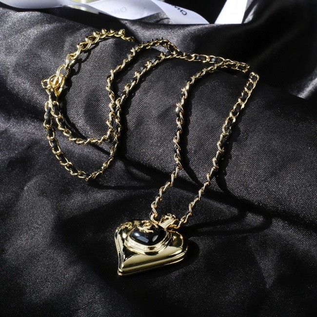 Chanel Necklace CE9290