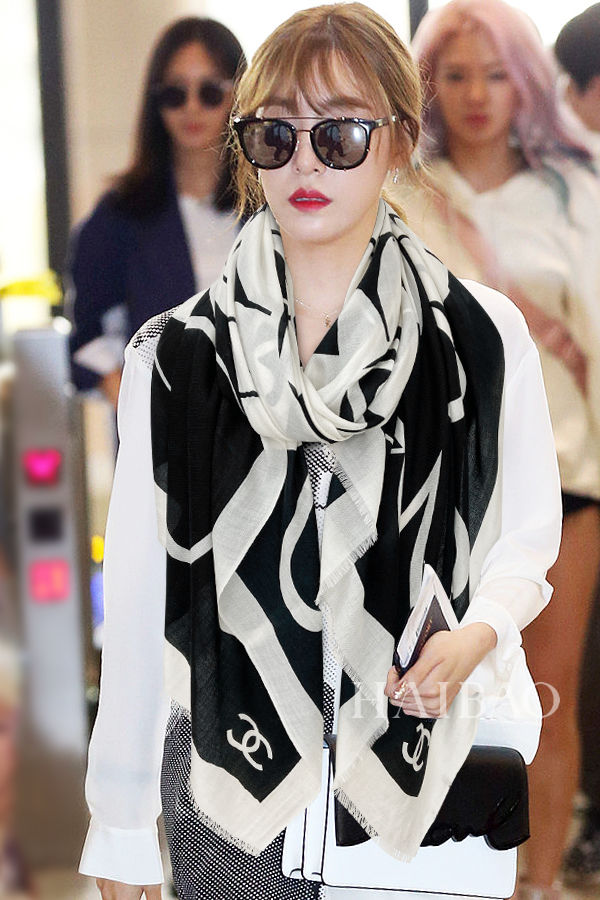 Chanel Scarf CHC00135