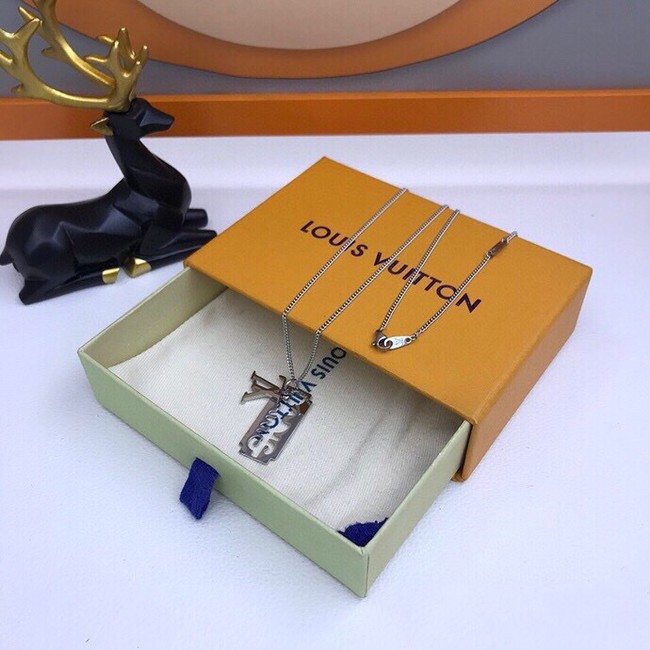 Louis Vuitton Necklace CE9338