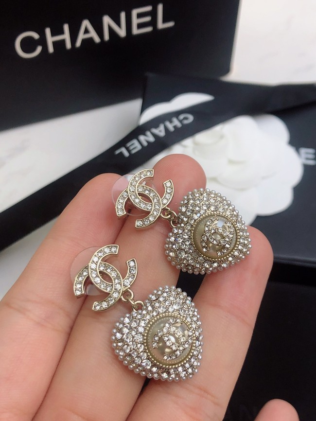 Chanel Earrings CE9402